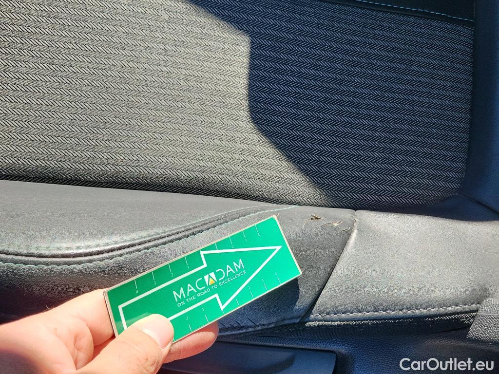  Peugeot  3008 PEUGEOT  Hybrid / 2020 / 5P / todoterreno 225 e-EAT8 Allure #10