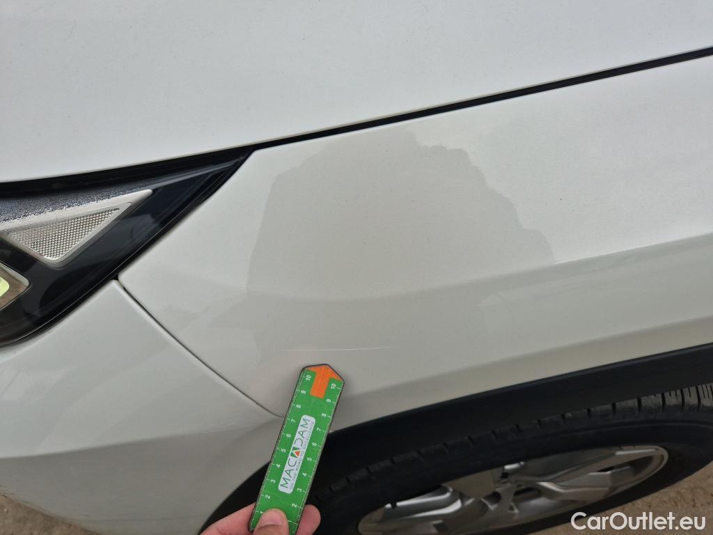  Toyota  RAV4 TOYOTA  / 2018 / 5P / todoterreno 2.5l 220H Advance #16