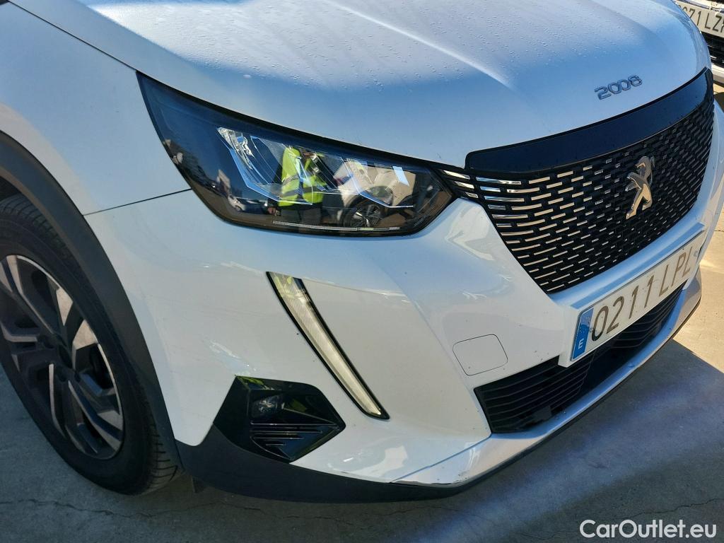  Peugeot  2008 PEUGEOT  / 2019 / 5P / todoterreno Allure Pack BlueHDI 81kW (110CV) (AC) #11