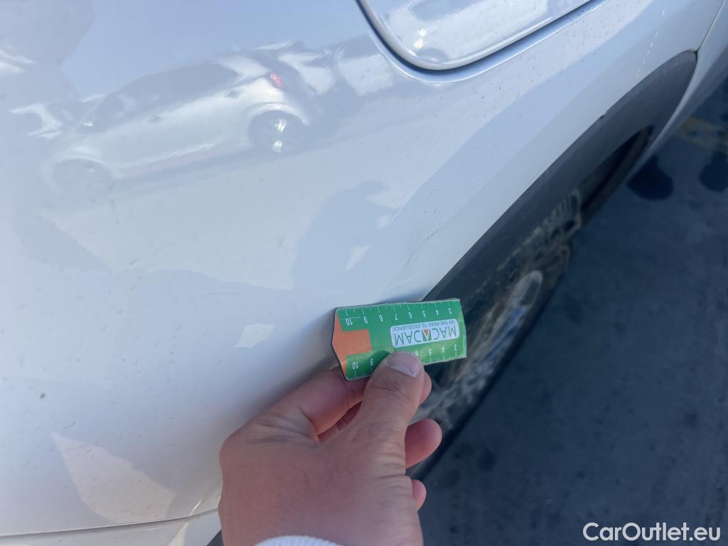  Opel   Grandland X OPEL Grandland / 2021 / 5P / todoterreno 1.5 CDTi Business Edition Auto #4