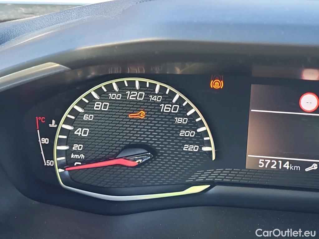  Peugeot  2008 PEUGEOT  / 2019 / 5P / todoterreno Allure Pack BlueHDI 81kW (110CV) (AC) #26