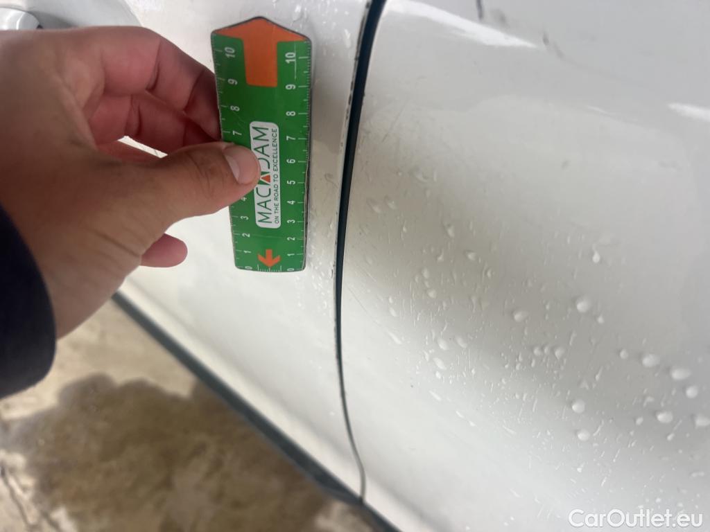  Peugeot  2008 PEUGEOT  / 2019 / 5P / todoterreno Active Pack Puretech 100 S&S BVM6 #9