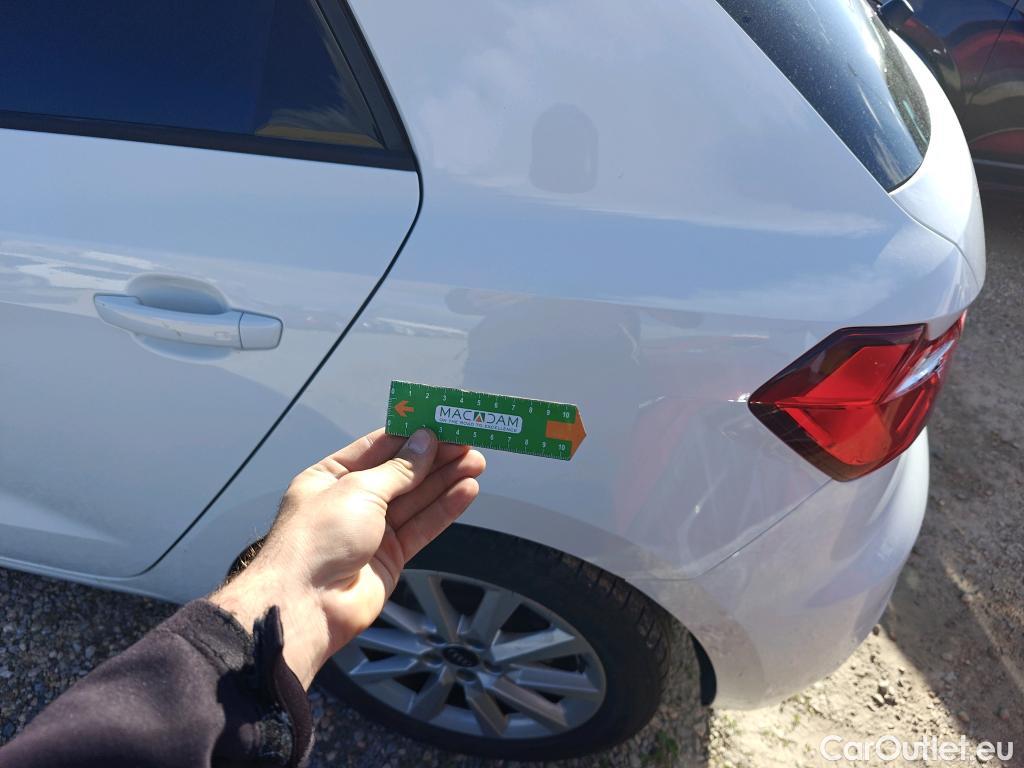  Audi  A1 Sportback AUDI A1 / 2018 / 5P / berlina con portón Sportback Advanced 30 TFSI 81kW (110CV) #25