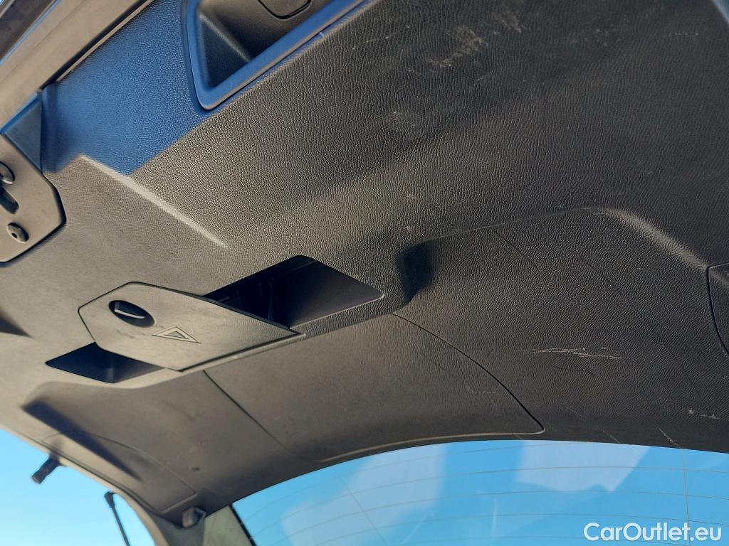  Peugeot  3008 PEUGEOT  Hybrid / 2020 / 5P / todoterreno 225 e-EAT8 Allure #13