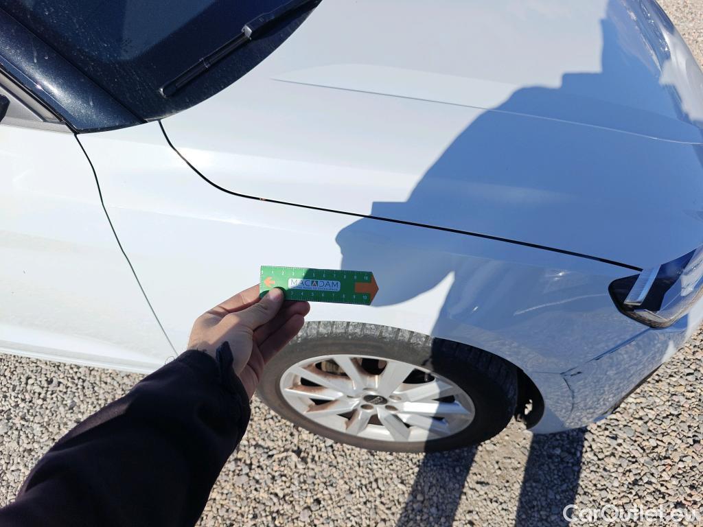  Audi  A1 Sportback AUDI A1 / 2018 / 5P / berlina con portón Sportback Advanced 30 TFSI 81kW (110CV) #1