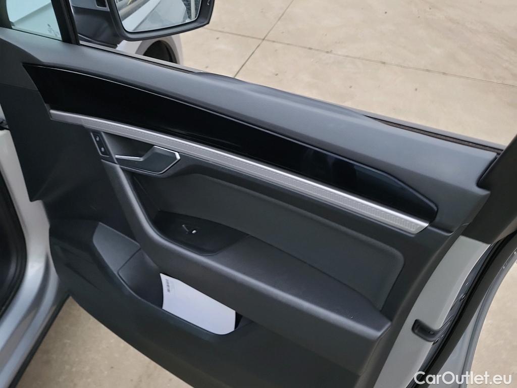  Volkswagen  Touareg VOLKSWAGEN  / 2018 / 5P / todoterreno Pure 3.0 TDI 170kW (231CV) Tip 4Motion #1