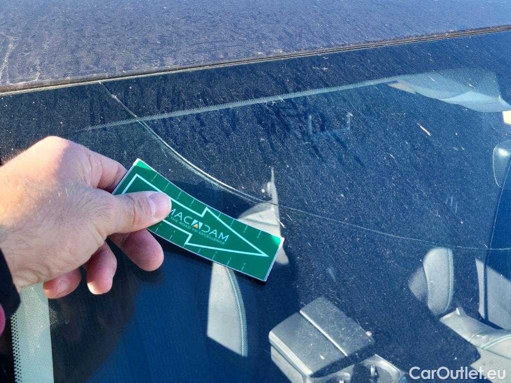  Peugeot  3008 PEUGEOT  Hybrid / 2020 / 5P / todoterreno 225 e-EAT8 Allure #2