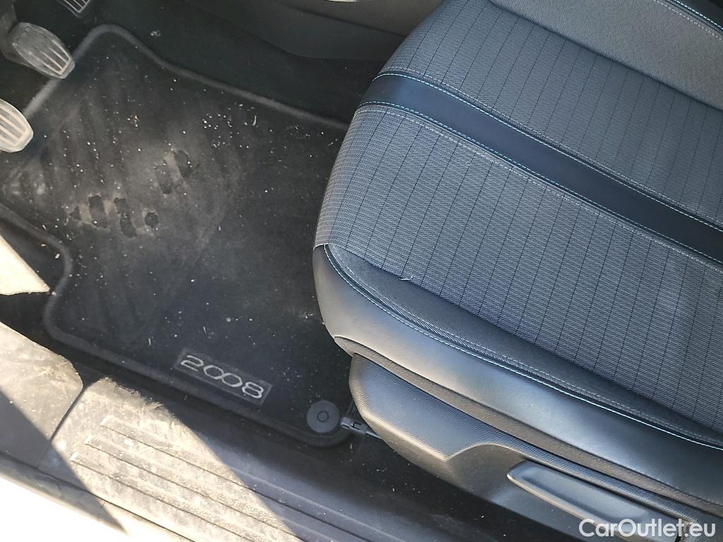  Peugeot  2008 PEUGEOT  / 2019 / 5P / todoterreno Allure Pack BlueHDI 81kW (110CV) (AC) #33