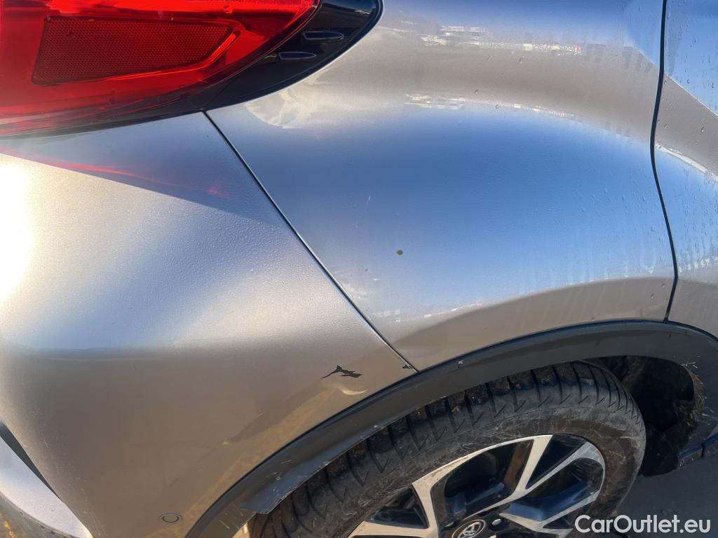  Toyota  C-HR TOYOTA  / 2016 / 5P / todoterreno 1.8 125H Advance (CX) #3