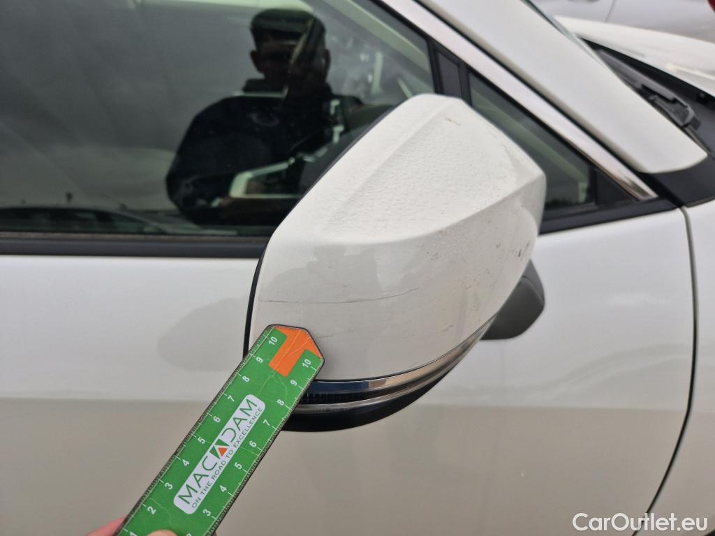  Toyota  RAV4 TOYOTA  / 2018 / 5P / todoterreno 2.5l 220H Advance #18