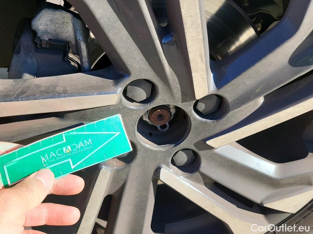  Peugeot  2008 PEUGEOT  / 2019 / 5P / todoterreno Allure Pack BlueHDI 81kW (110CV) (AC) #22