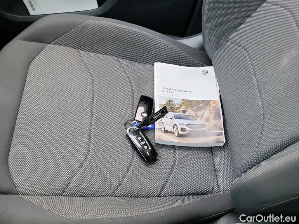  Volkswagen  Touareg VOLKSWAGEN  / 2018 / 5P / todoterreno Pure 3.0 TDI 170kW (231CV) Tip 4Motion #9
