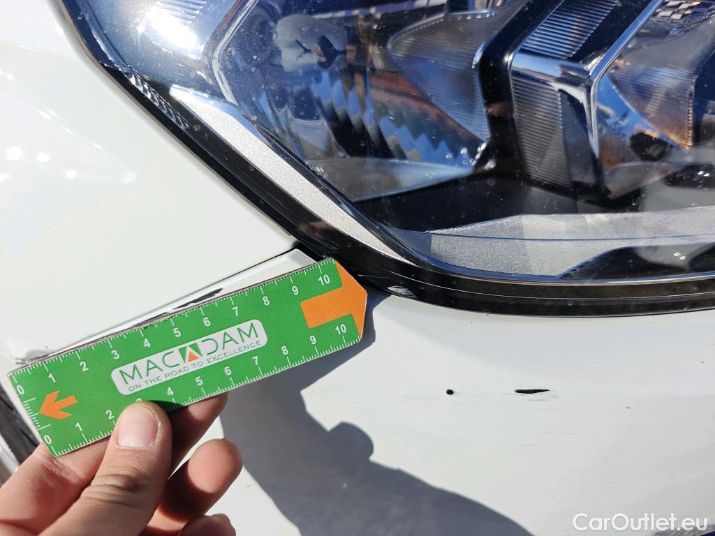  Audi  A1 Sportback AUDI A1 / 2018 / 5P / berlina con portón Sportback Advanced 30 TFSI 81kW (110CV) #28