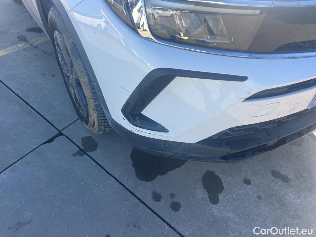  Opel   Grandland X OPEL Grandland / 2021 / 5P / todoterreno 1.5 CDTi Business Edition Auto #24