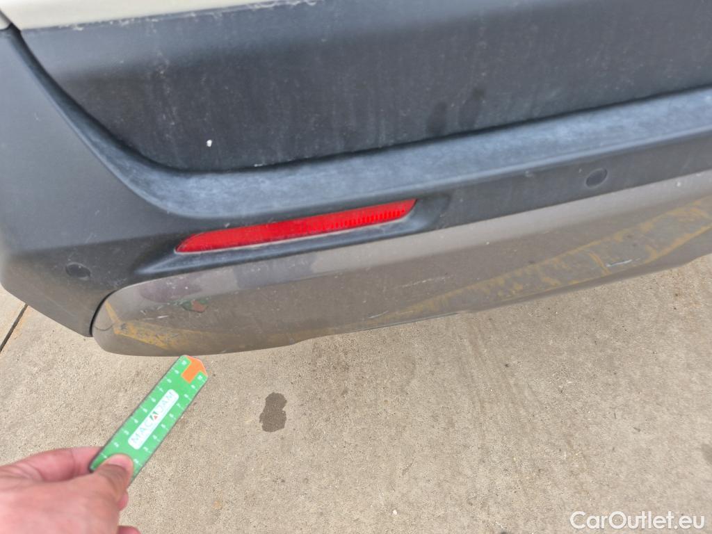  Toyota  RAV4 TOYOTA  / 2018 / 5P / todoterreno 2.5l 220H Advance #9