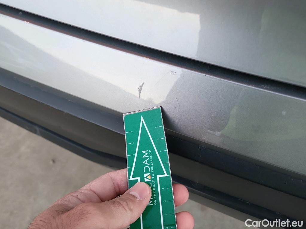  Nissan  Qashqai NISSAN  / 2021 / 5P / todoterreno DIG-T 116kW (158CV) mHEV Xtronic Acenta (AC8) #26