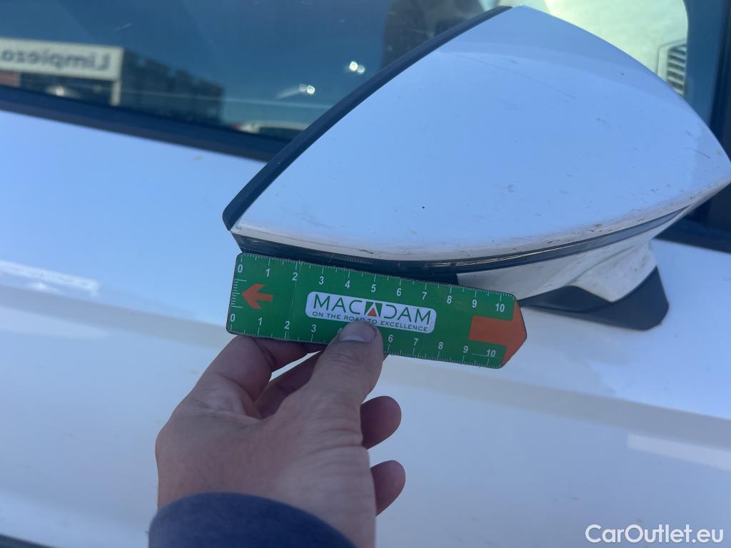  Seat  Arona SEAT  / 2017 / 5P / todoterreno 1.0 TSI 85kW (115Cv) Style Edition Eco (CX) #17