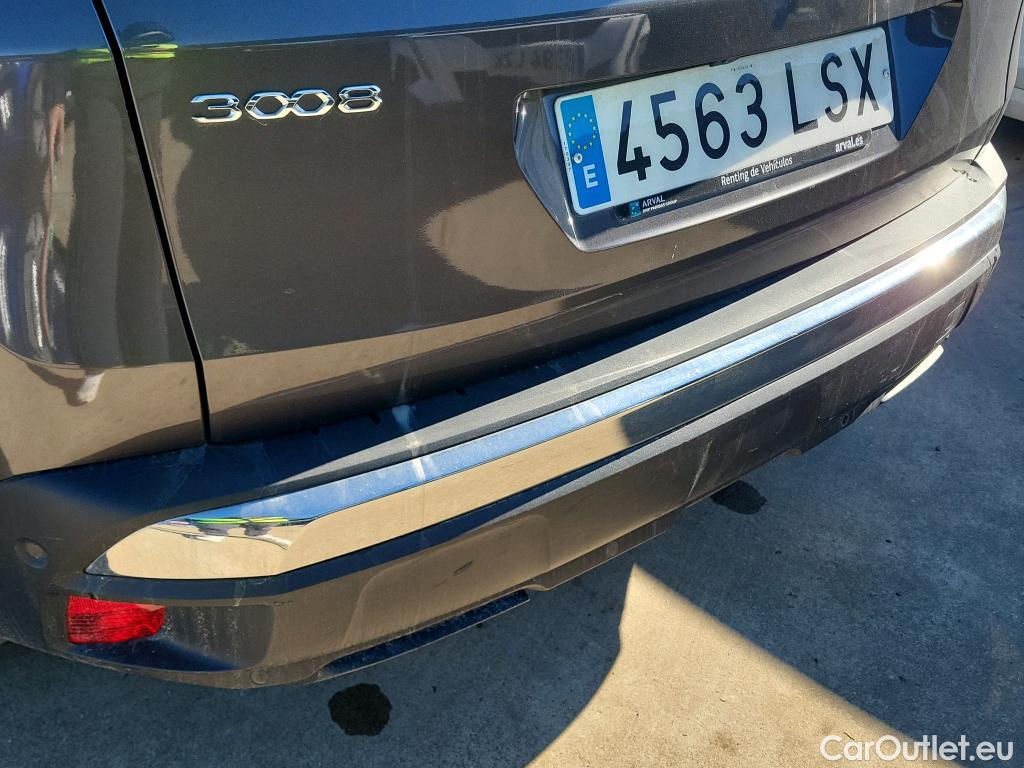  Peugeot  3008 PEUGEOT  Hybrid / 2020 / 5P / todoterreno 225 e-EAT8 Allure #19