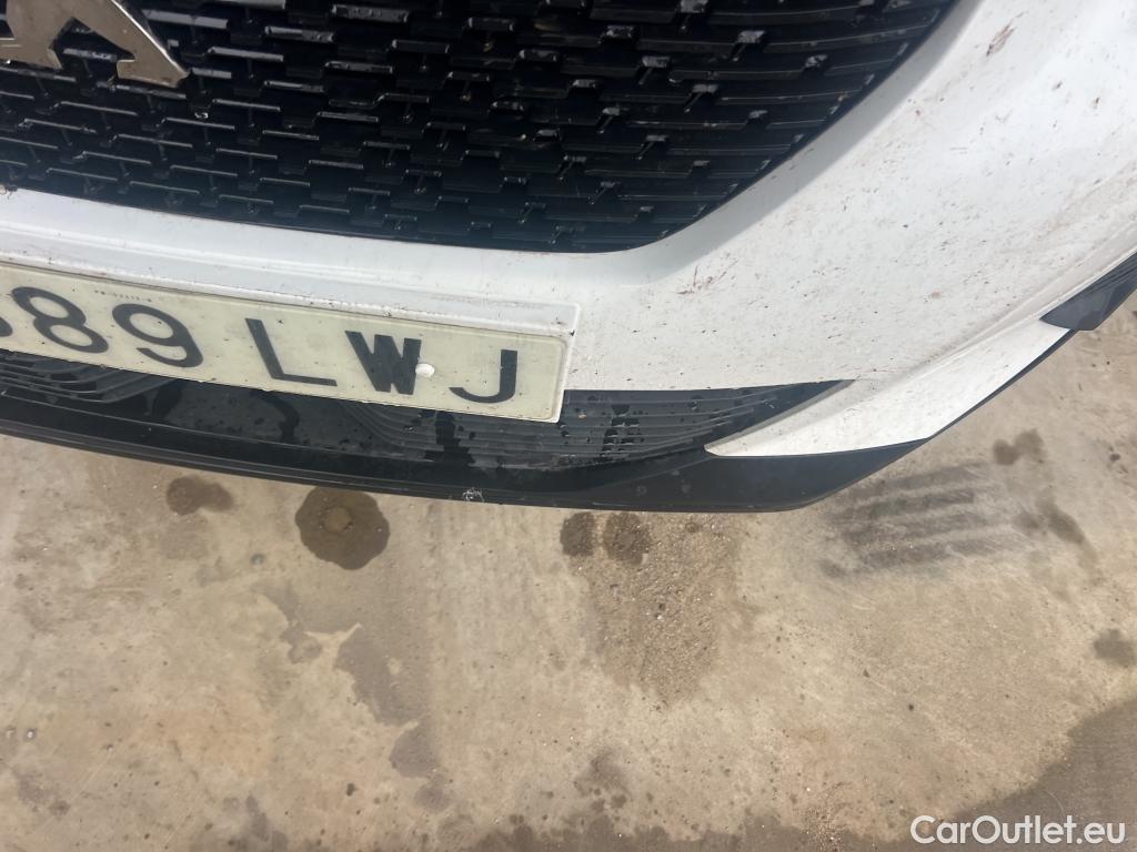  Peugeot  2008 PEUGEOT  / 2019 / 5P / todoterreno Active Pack Puretech 100 S&S BVM6 #17