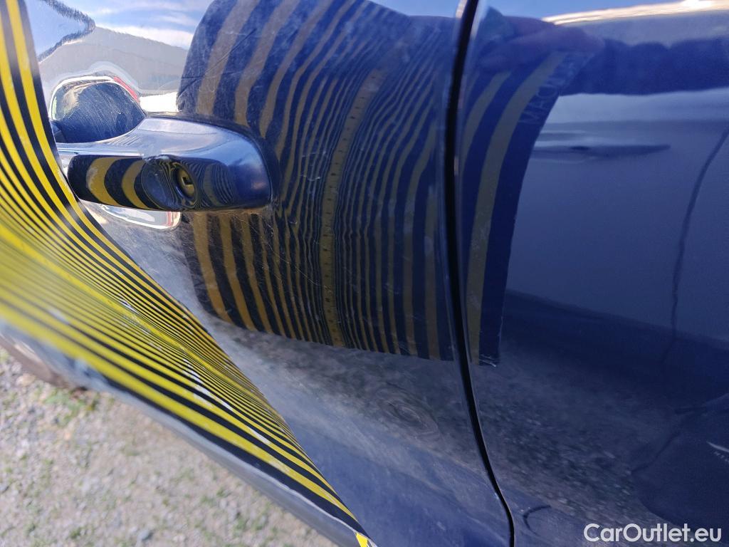  Ford  Kuga FORD  / 2019 / 5P / todoterreno Titanium 2.5 Duratec FHEV 140kW Auto #11