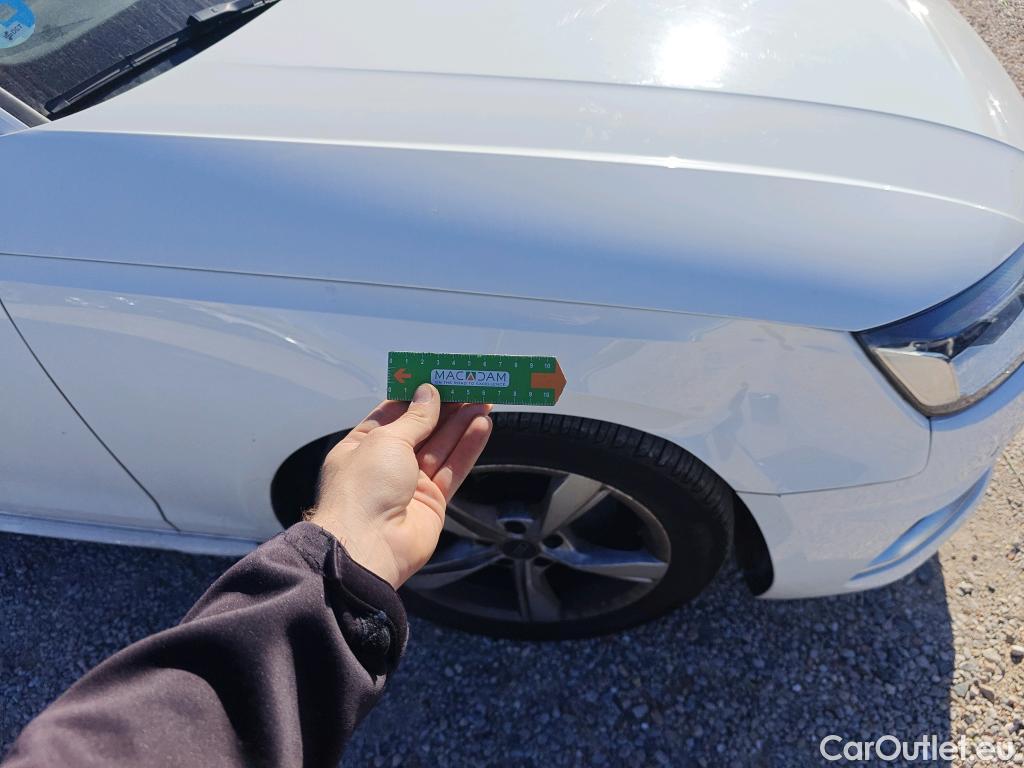  Audi  A4 AUDI  / 2019 / 5P / familiar Avant Advanced 30 TDI 100kW S tronic #9