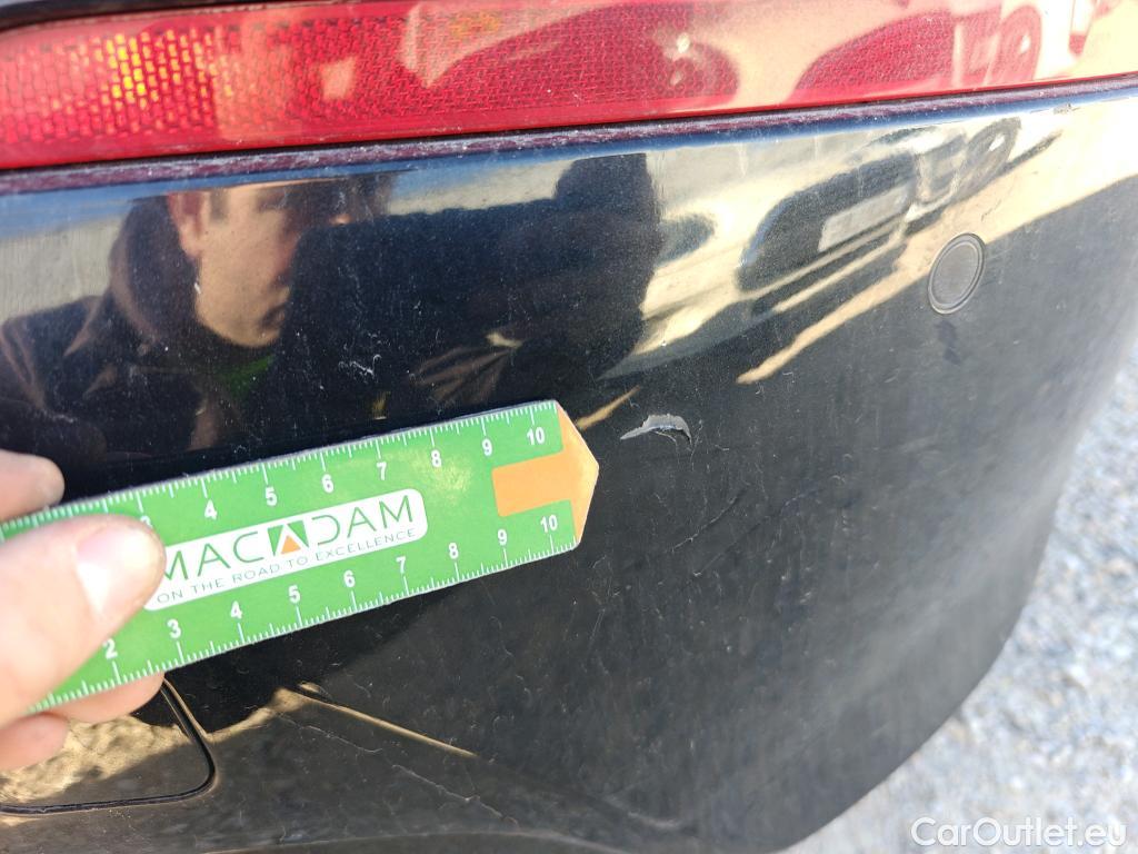  Bmw  Serie 1 BMW  / 2019 / 5P / berlina con portón 116d #15