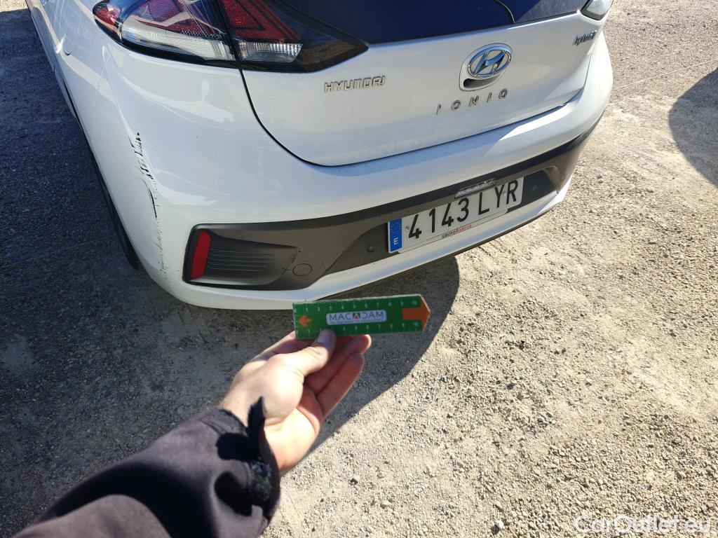  Hyundai   Ioniq HYUNDAI / 2019 / 5P / berlina con portón 1.6 GDI HEV Tecno DCT #42