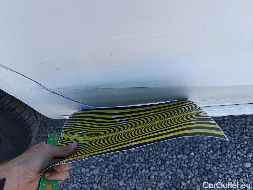  Audi  A4 AUDI  / 2019 / 5P / familiar Avant Advanced 30 TDI 100kW S tronic #2