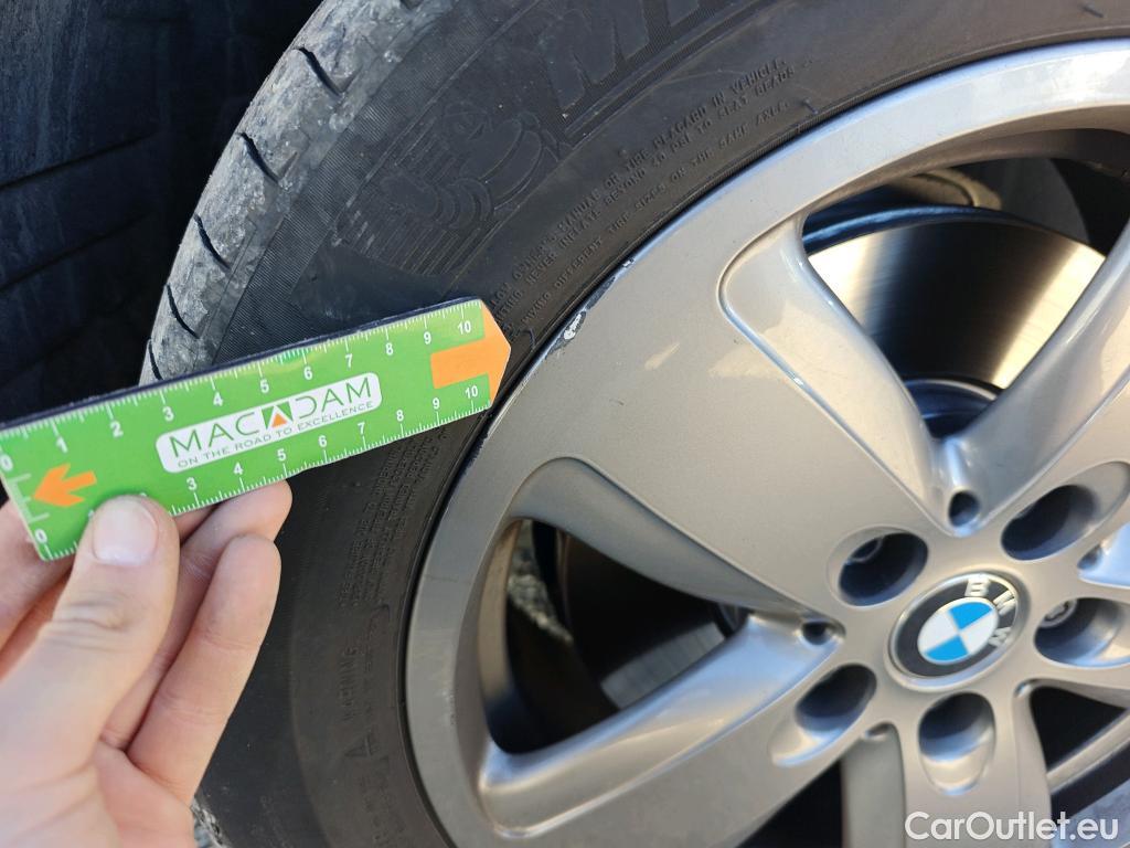  Bmw  Serie 1 BMW  / 2019 / 5P / berlina con portón 116d #47