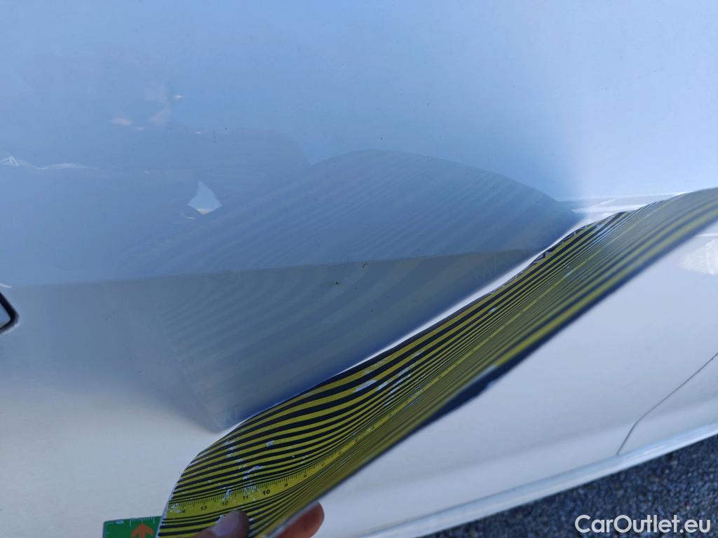  Audi  A4 AUDI  / 2019 / 5P / familiar Avant Advanced 30 TDI 100kW S tronic #3