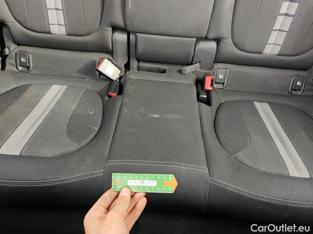  Bmw  X1 BMW  / 2019 / 5P / todoterreno sDrive16d Business #26