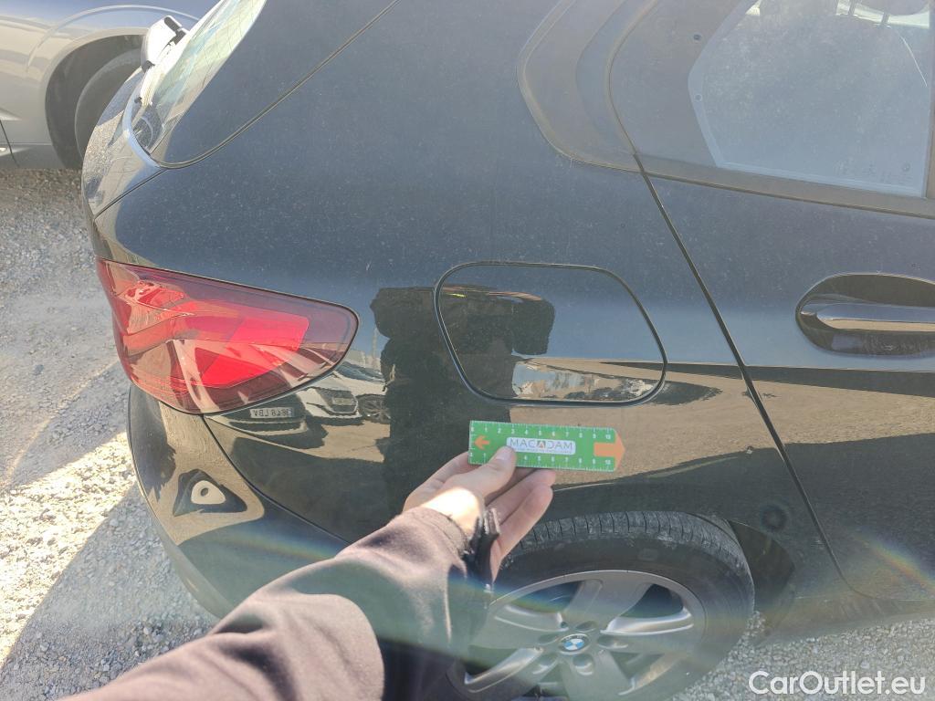  Bmw  Serie 1 BMW  / 2019 / 5P / berlina con portón 116d #3