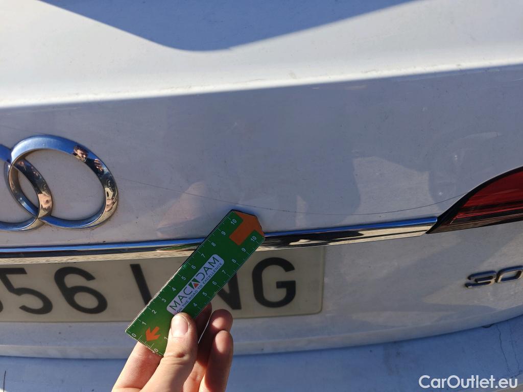  Audi  A4 AUDI  / 2019 / 5P / familiar Avant Advanced 30 TDI 100kW S tronic #13