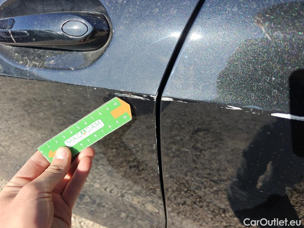  Bmw  Serie 1 BMW  / 2019 / 5P / berlina con portón 116d #10