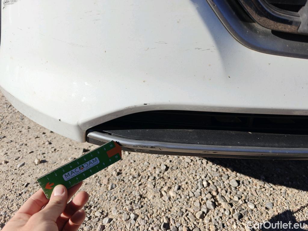  Hyundai   Ioniq HYUNDAI / 2019 / 5P / berlina con portón 1.6 GDI HEV Tecno DCT #37