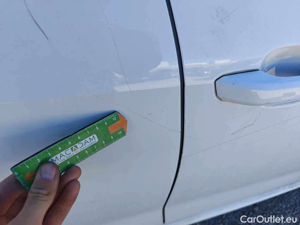  Audi  A4 AUDI  / 2019 / 5P / familiar Avant Advanced 30 TDI 100kW S tronic #5