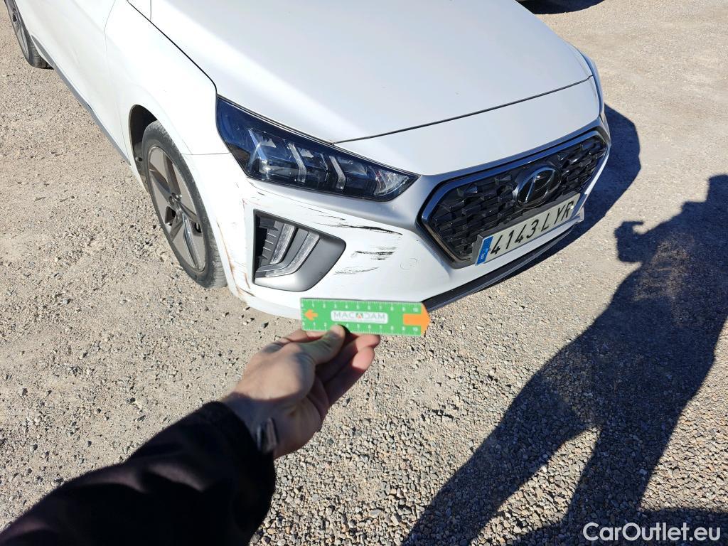  Hyundai   Ioniq HYUNDAI / 2019 / 5P / berlina con portón 1.6 GDI HEV Tecno DCT #39