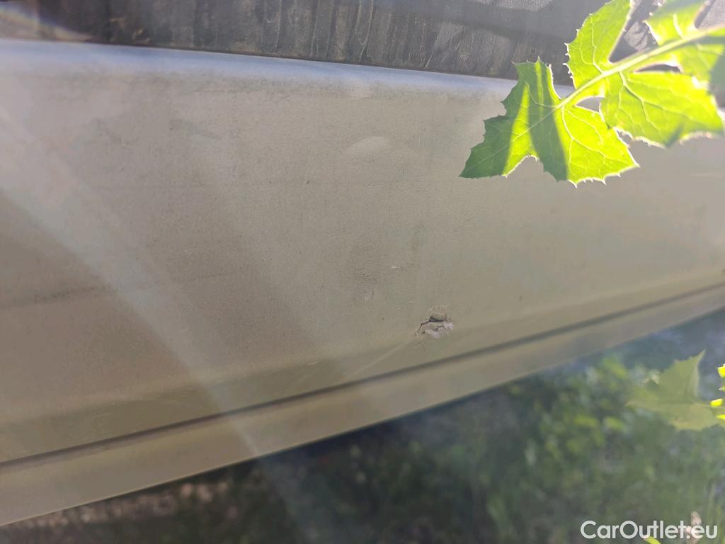  Ford  Kuga FORD  / 2019 / 5P / todoterreno Titanium 2.5 Duratec FHEV 140kW Auto #18