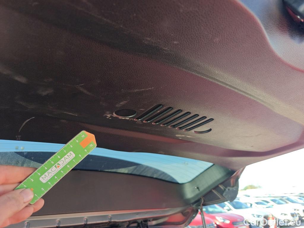  Jeep  Patriot JEEP Renegade / 2014 / 5P / todoterreno Limited 1.0G 88kW (120CV) 4x2 (AC) #9