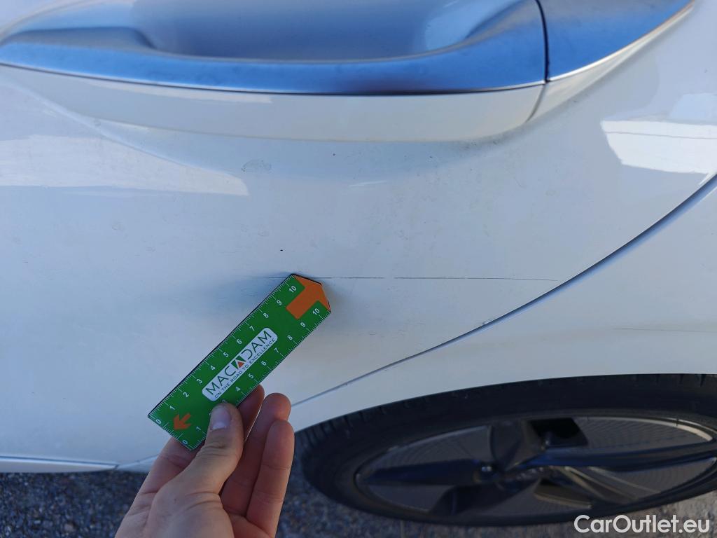  Hyundai   Ioniq HYUNDAI / 2019 / 5P / berlina con portón 1.6 GDI HEV Tecno DCT #48