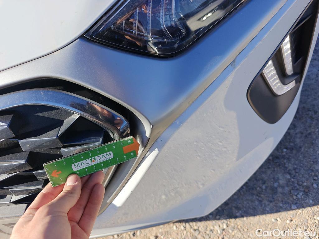  Hyundai   Ioniq HYUNDAI / 2019 / 5P / berlina con portón 1.6 GDI HEV Tecno DCT #52