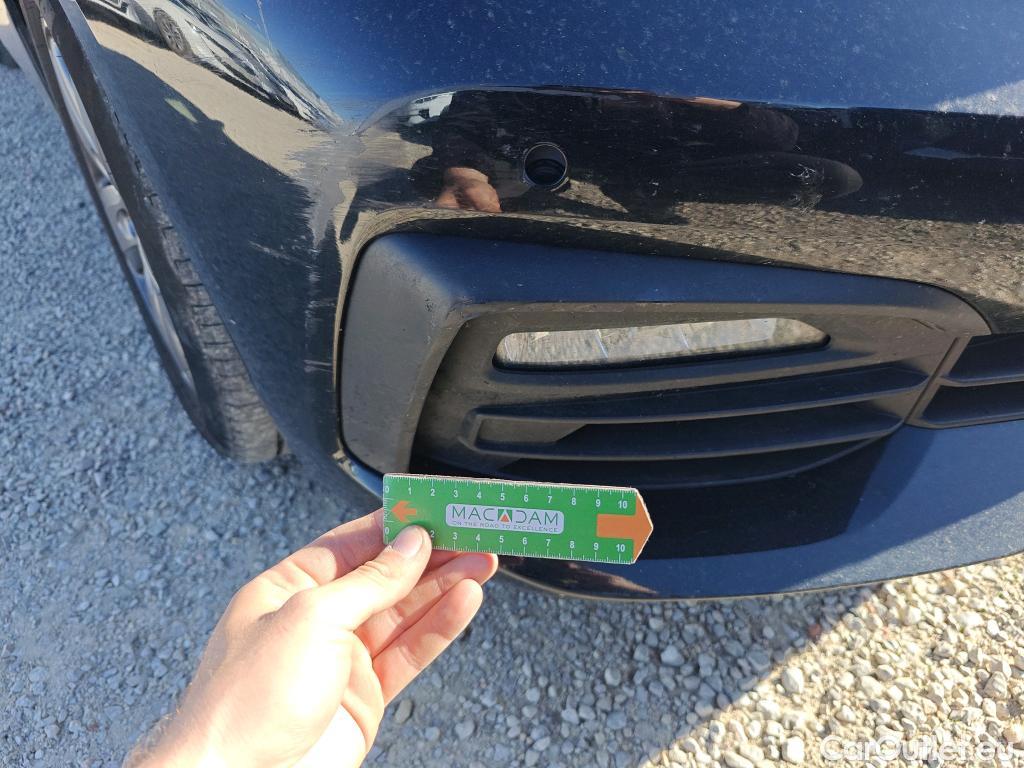  Bmw  Serie 1 BMW  / 2019 / 5P / berlina con portón 116d #48