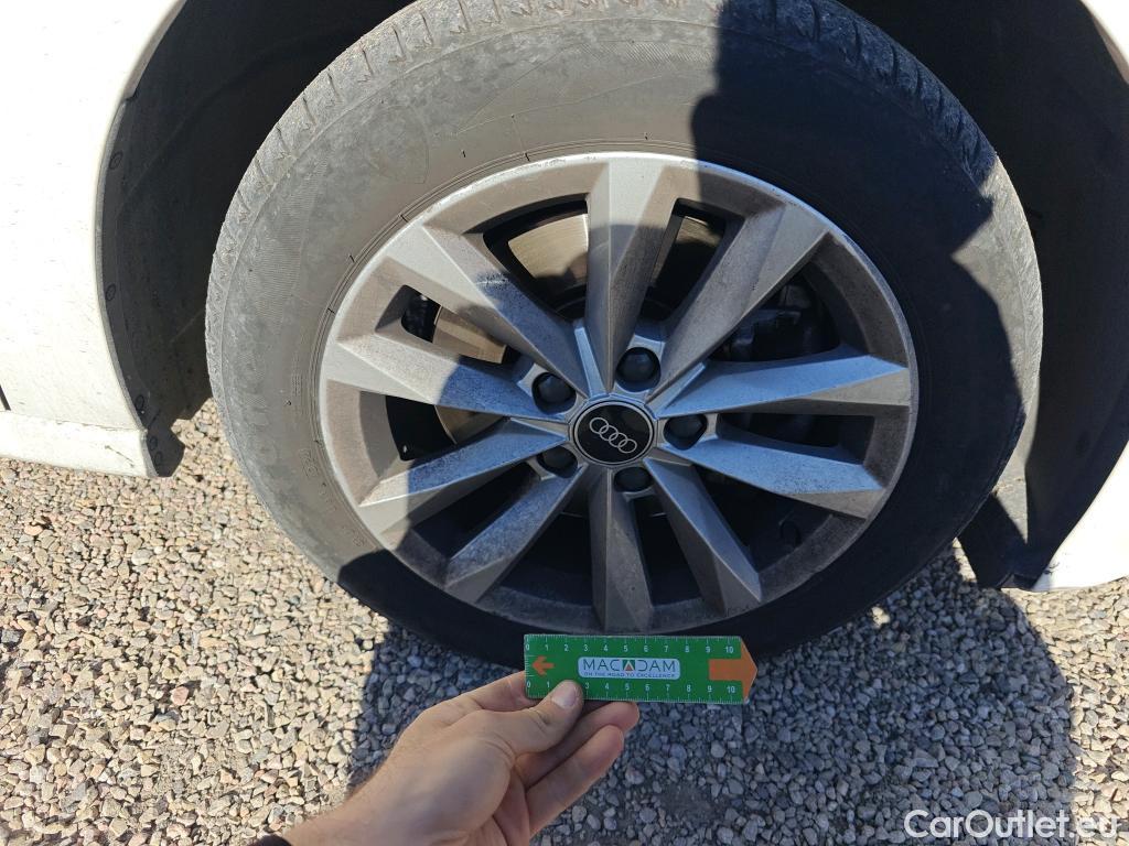  Audi  A3 AUDI  / 2020 / 5P / berlina con portón Sportback 30 TFSI 81kW (110CV) S tronic #36