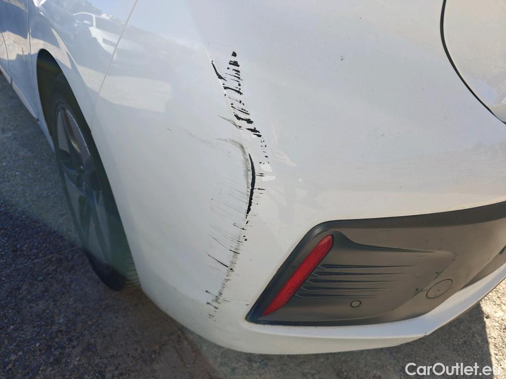  Hyundai   Ioniq HYUNDAI / 2019 / 5P / berlina con portón 1.6 GDI HEV Tecno DCT #43
