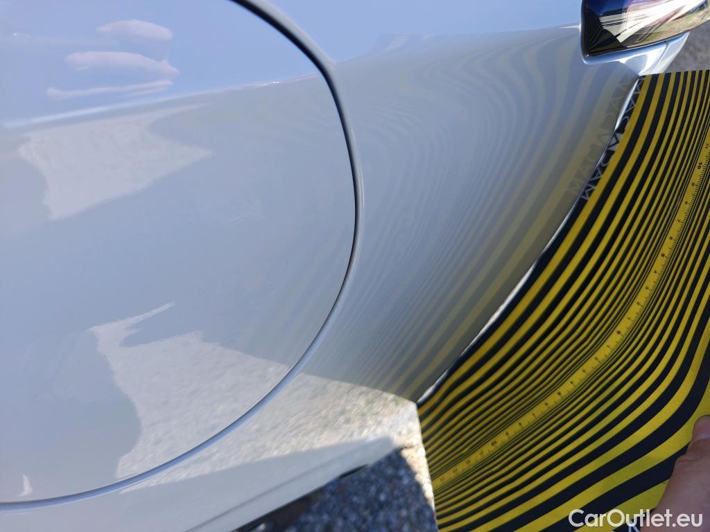  Hyundai   Ioniq HYUNDAI / 2019 / 5P / berlina con portón 1.6 GDI HEV Tecno DCT #10