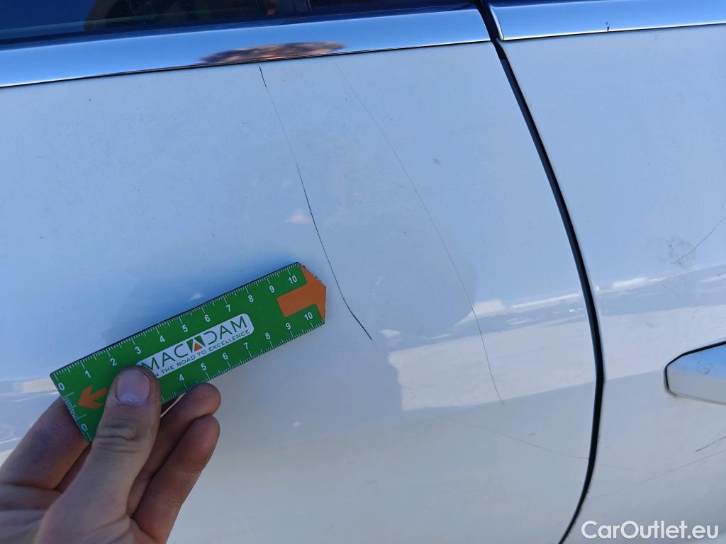  Audi  A4 AUDI  / 2019 / 5P / familiar Avant Advanced 30 TDI 100kW S tronic #4