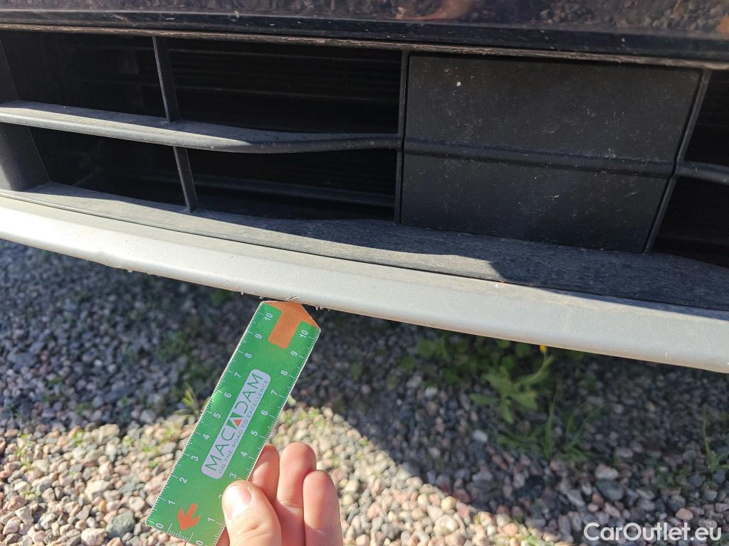  Ford  Kuga FORD  / 2019 / 5P / todoterreno Titanium 2.5 Duratec FHEV 140kW Auto #27