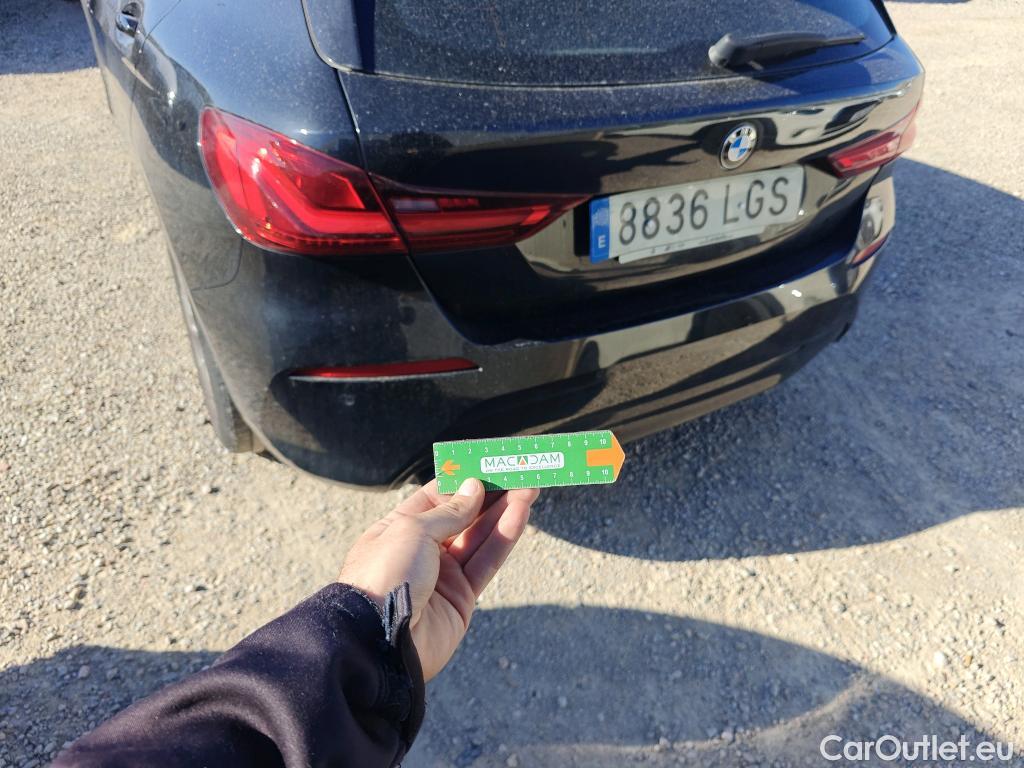  Bmw  Serie 1 BMW  / 2019 / 5P / berlina con portón 116d #12