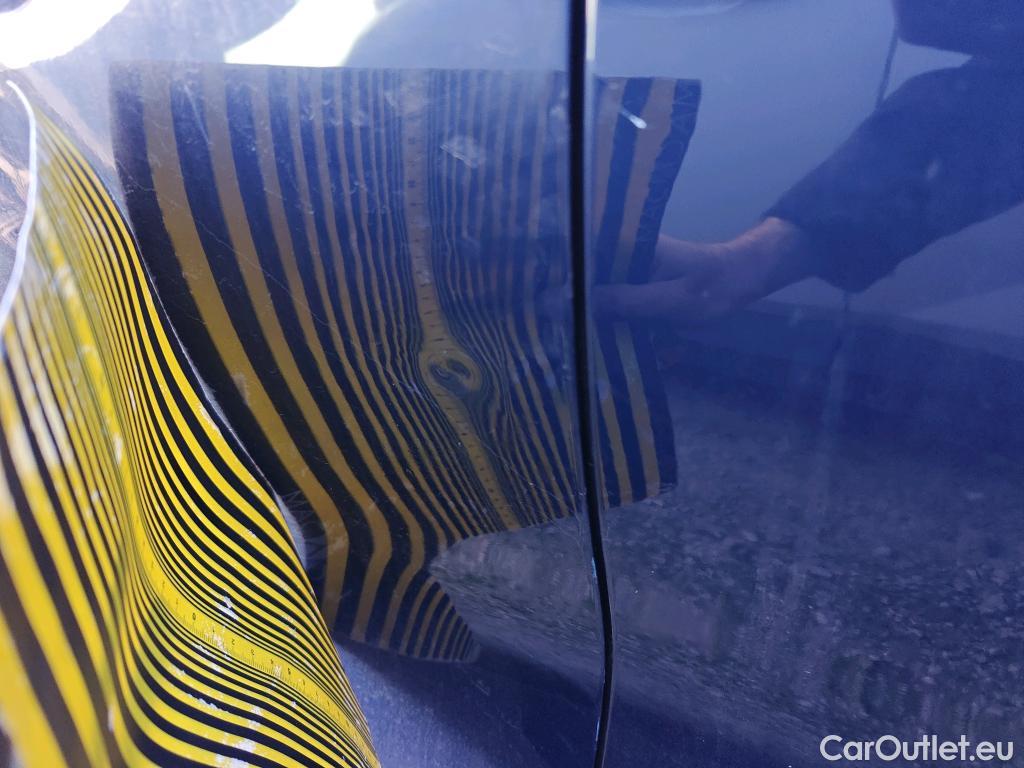  Ford  Kuga FORD  / 2019 / 5P / todoterreno Titanium 2.5 Duratec FHEV 140kW Auto #15