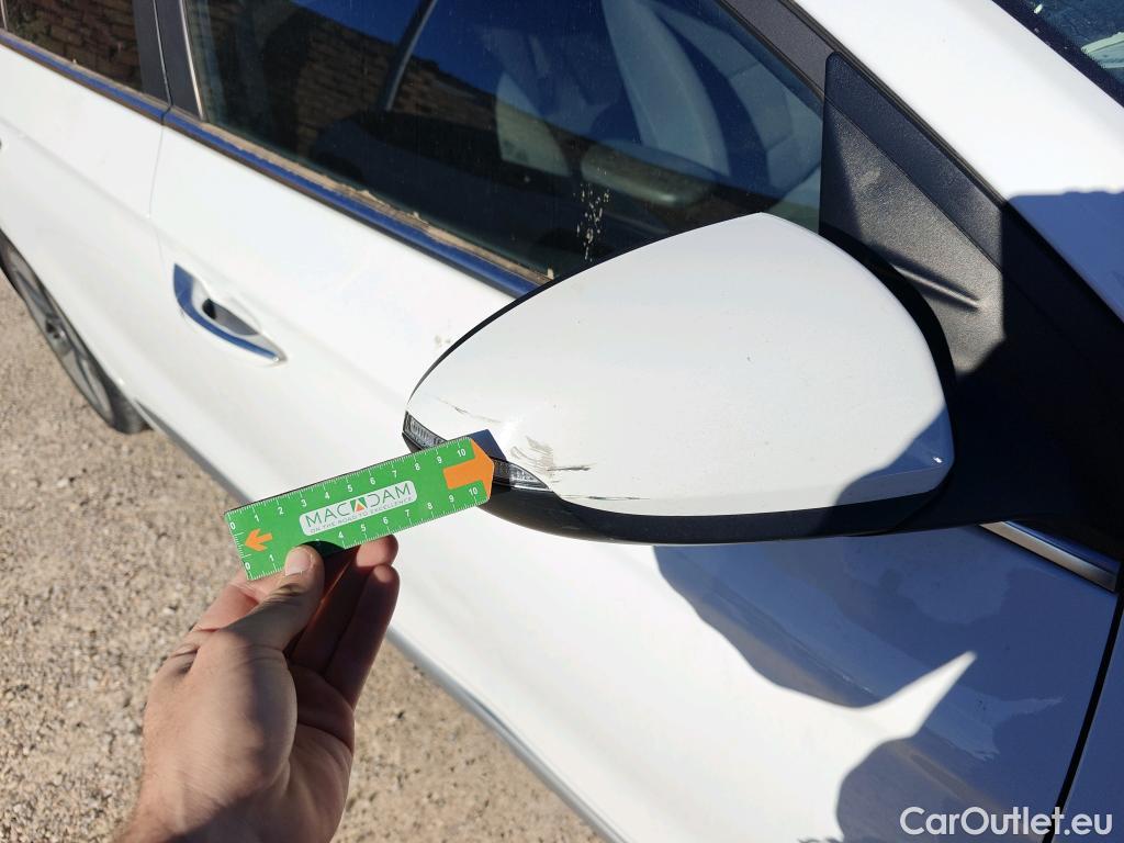  Hyundai   Ioniq HYUNDAI / 2019 / 5P / berlina con portón 1.6 GDI HEV Tecno DCT #59